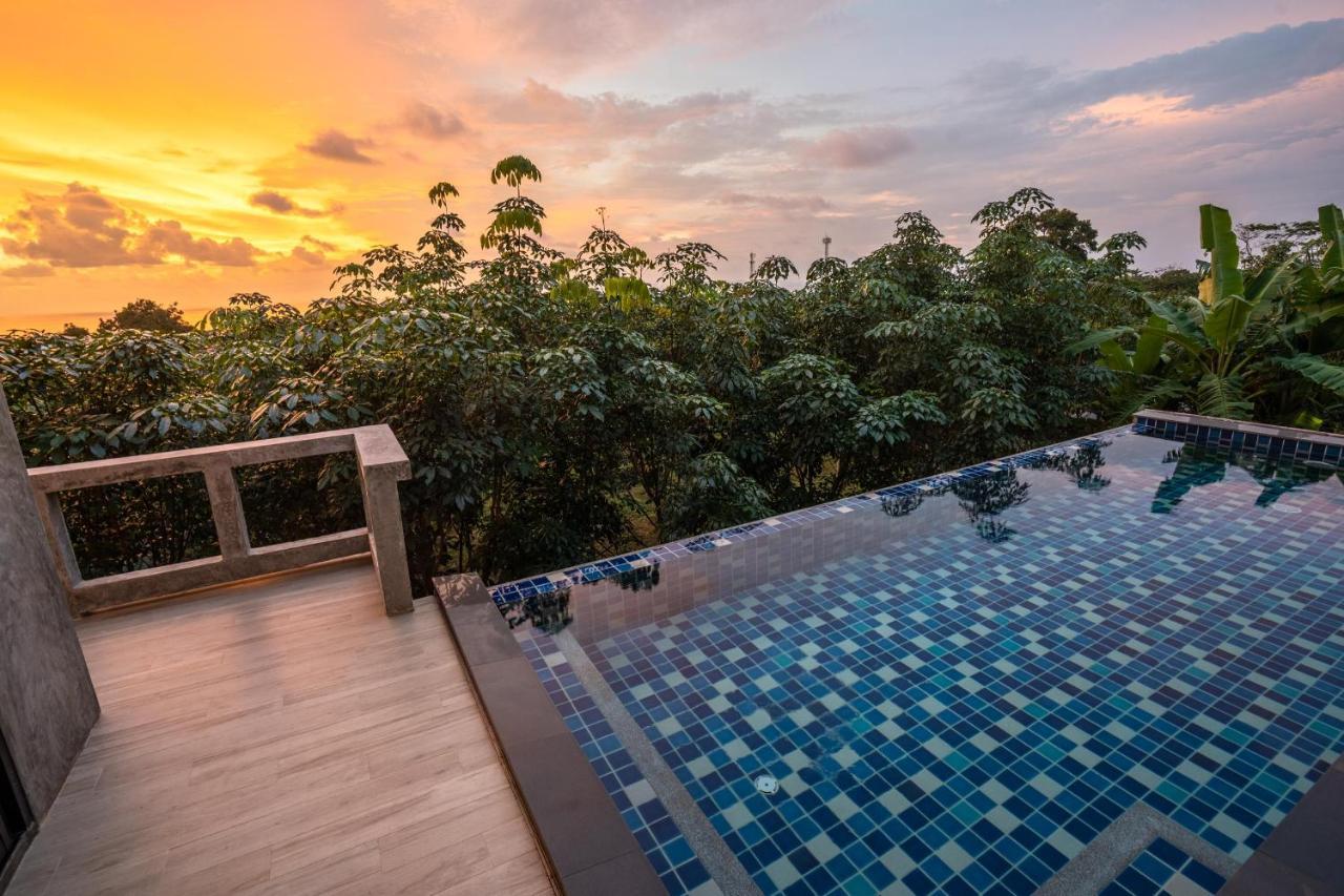 Stylish Pool Villa - 10 Mins Walk To The Beach Koh Lanta Exterior photo