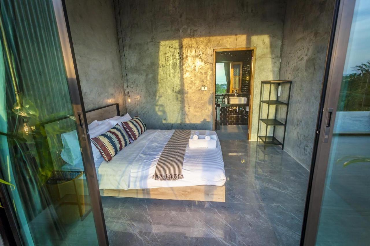 Stylish Pool Villa - 10 Mins Walk To The Beach Koh Lanta Exterior photo
